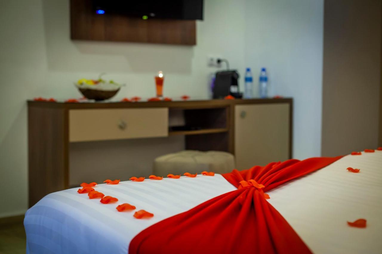 Bn Hotel Blída Kültér fotó